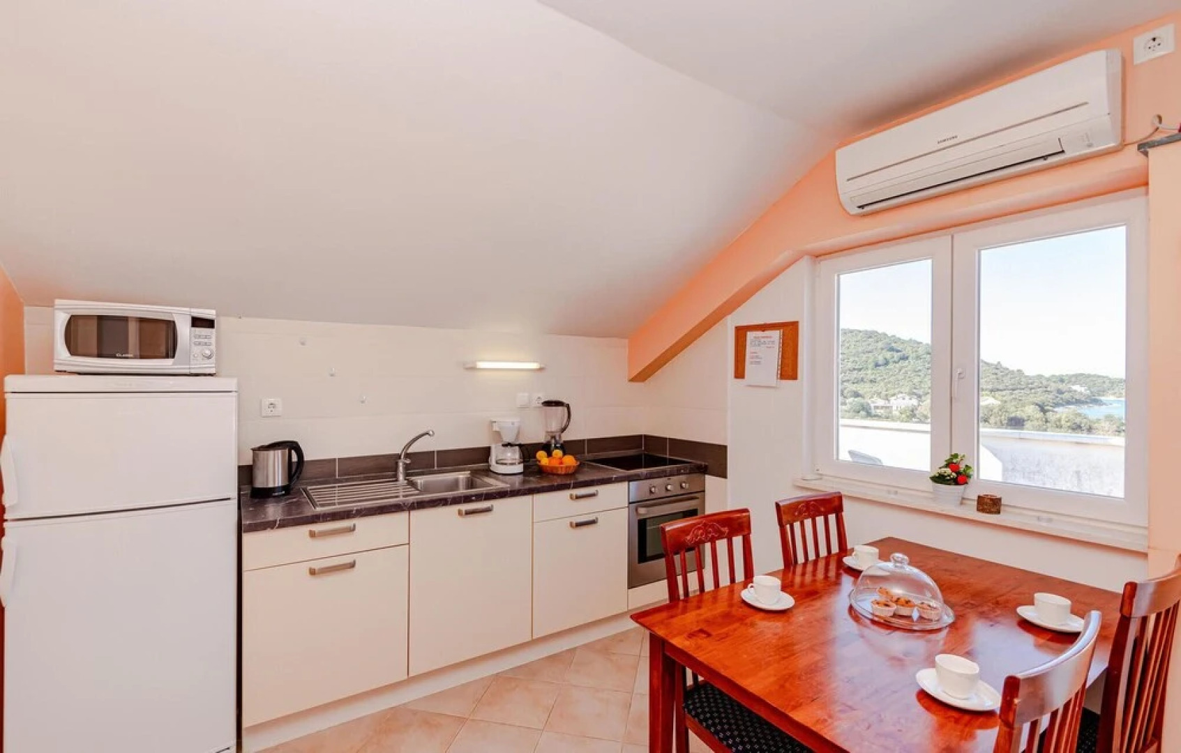 Stunning Home in Zrnovska Banja With Outdoor Swimming Pool, Wifi and 6 Bedrooms