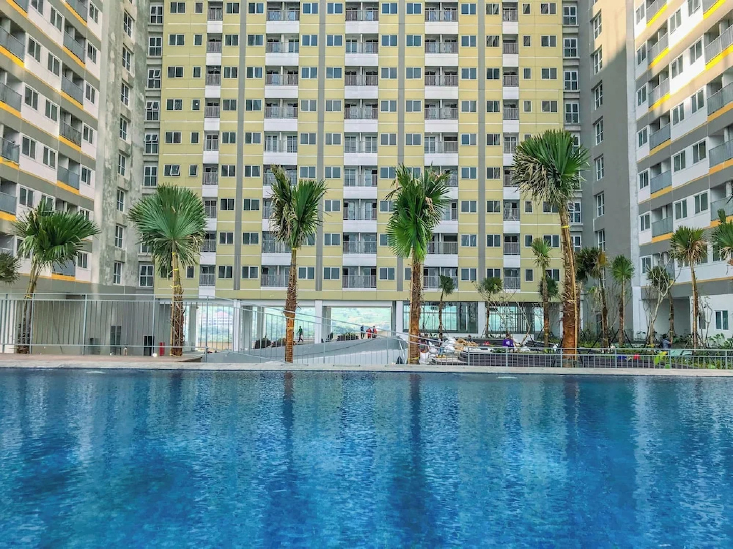 Homey And Restful Studio Royal Sentul Park Apartment
