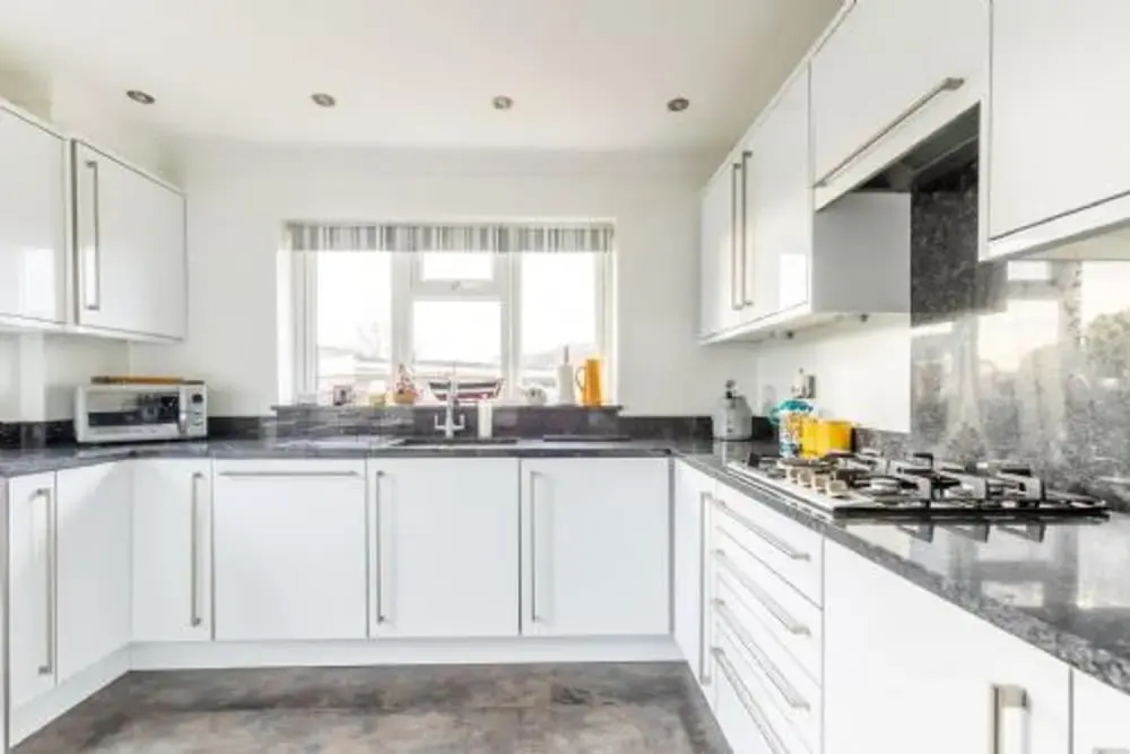 Host Stay Gorse Cottage