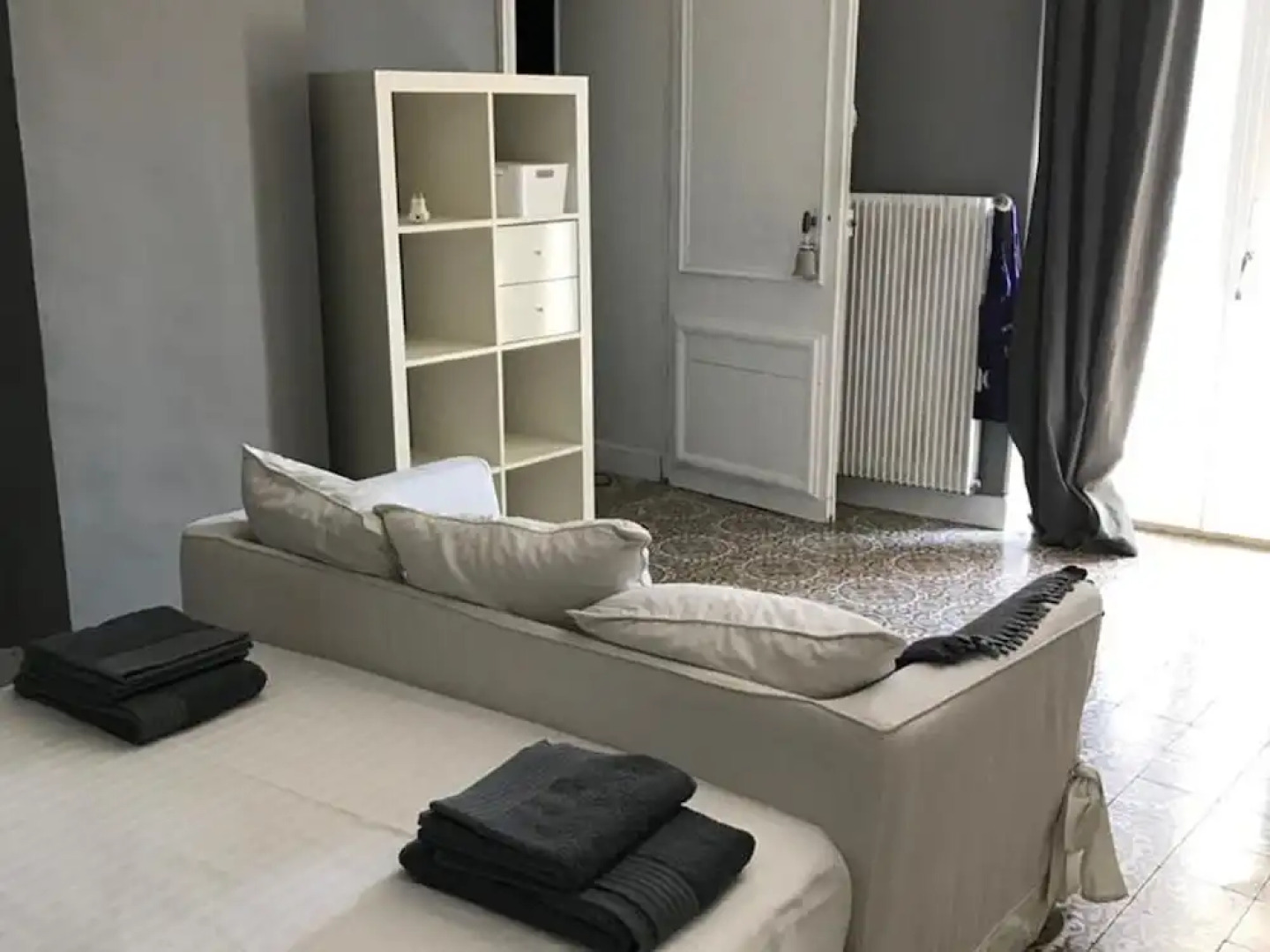 Serene Holiday Home in Domazan With Private Swimming Pool