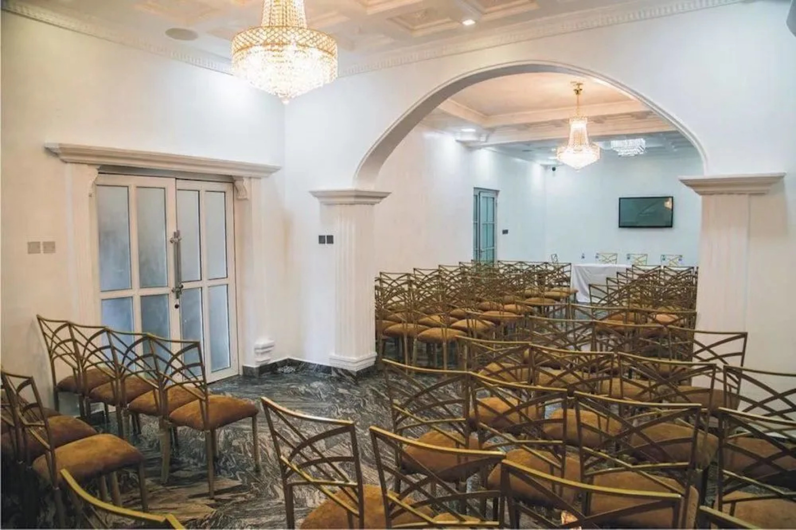 Le Paris Continental Hotel