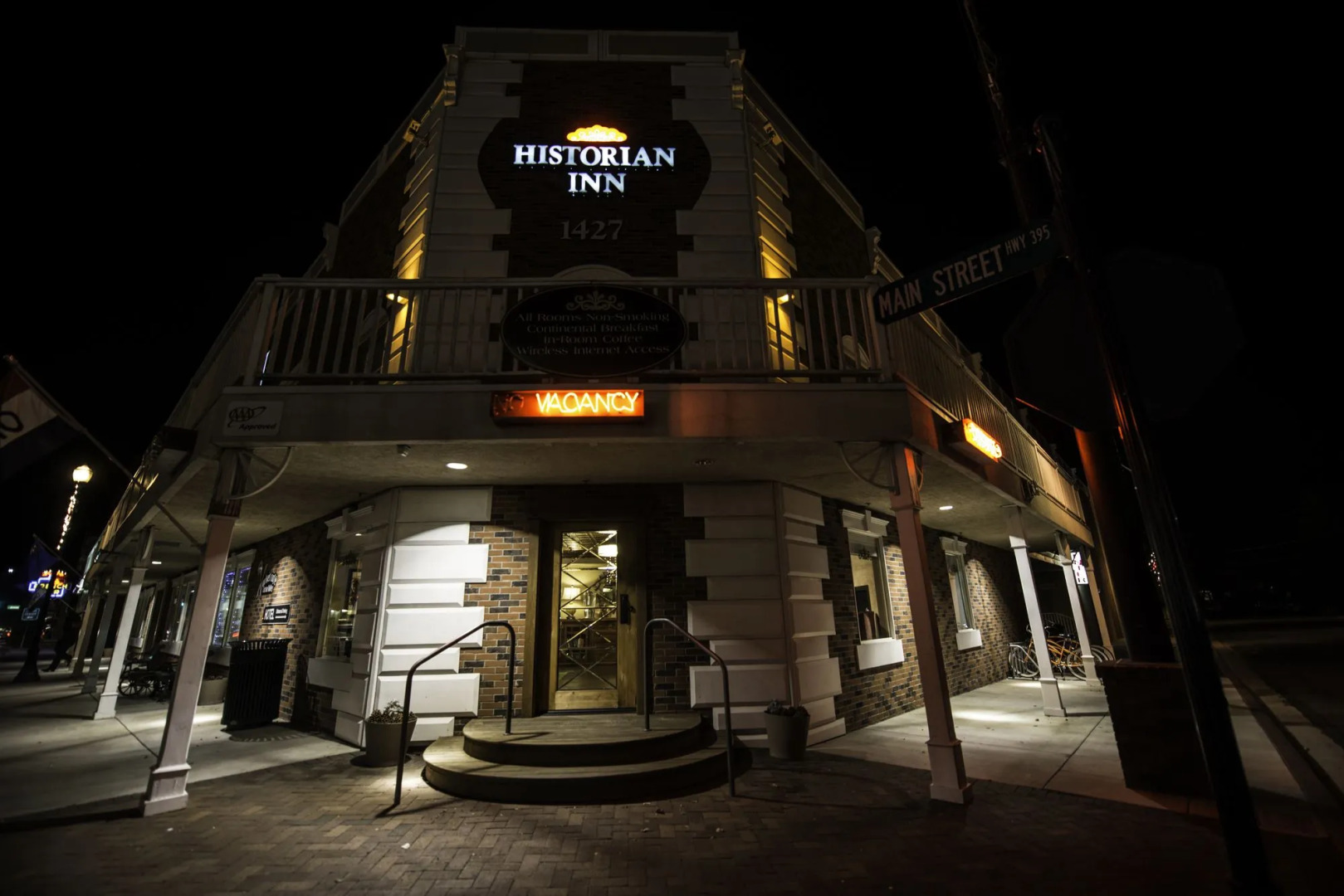 Historian Inn
