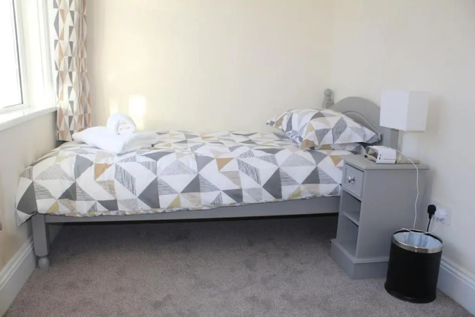 4 Beds/3 Baths, Fab Open Plan Living, Parking, Beach 1 mile, Child/Dog Friendly