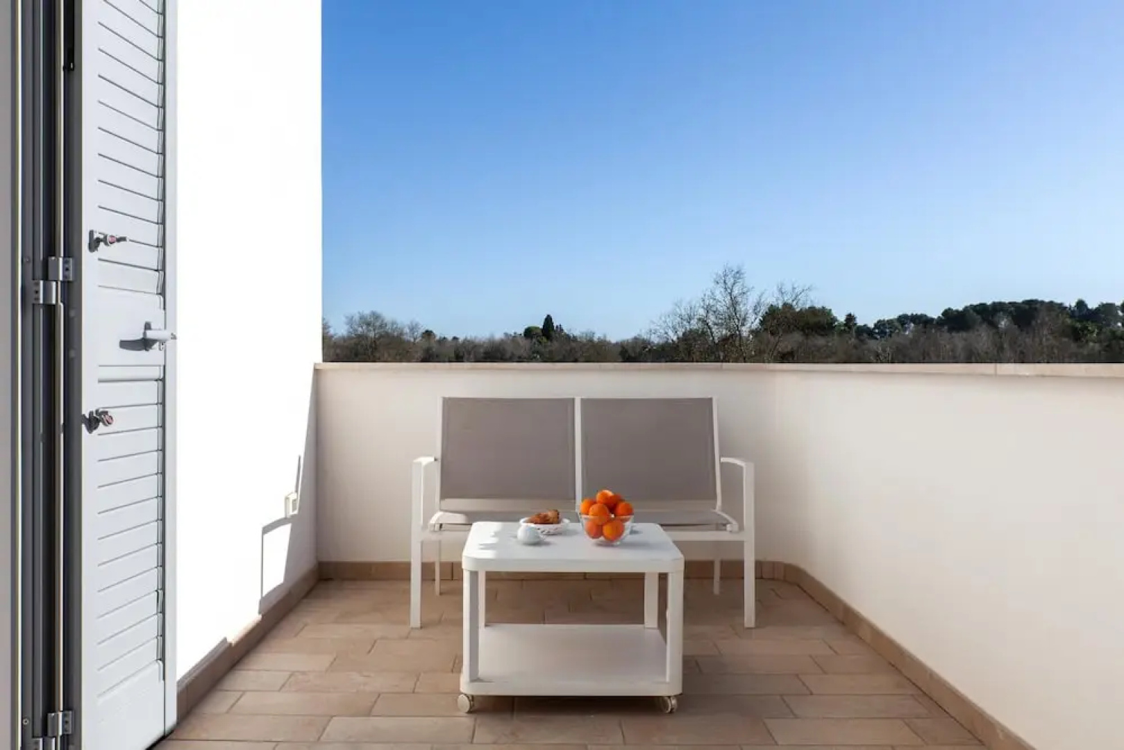 Sunny House Trilo with Pool
