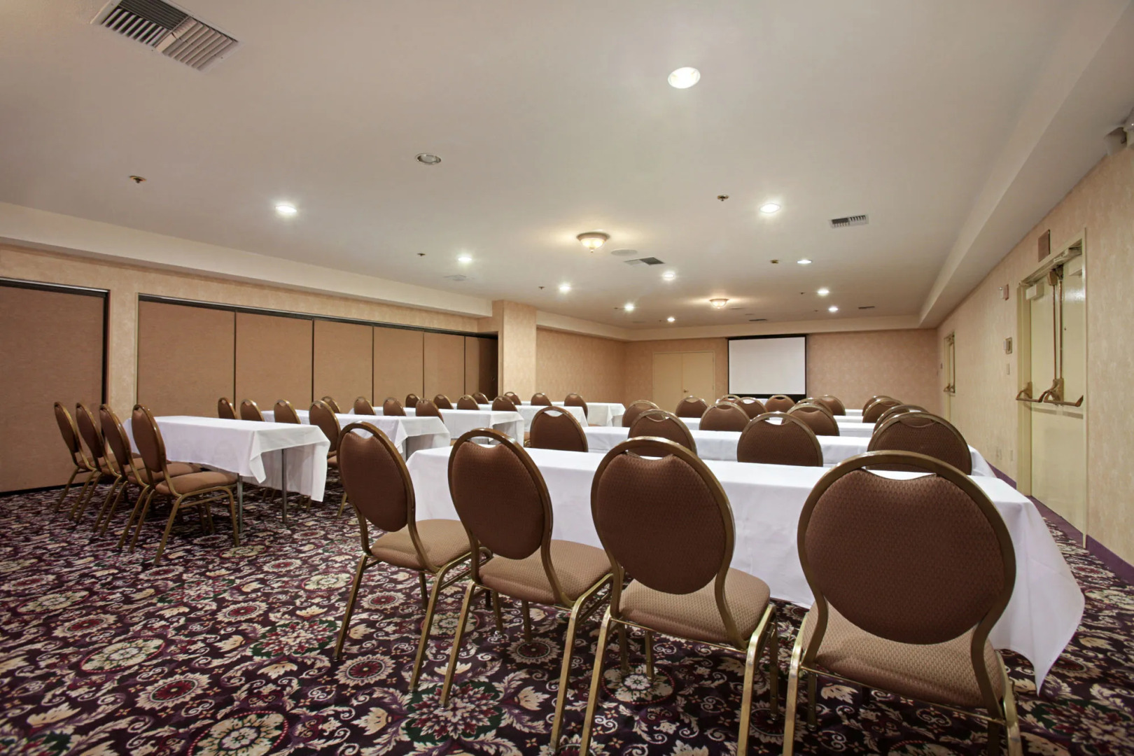 Best Western Plus Heritage Inn