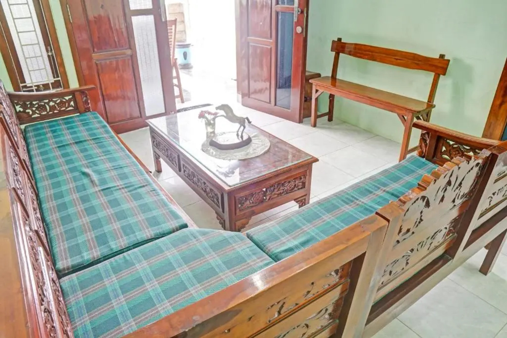 OYO 90729 Sekar Guest House Jember