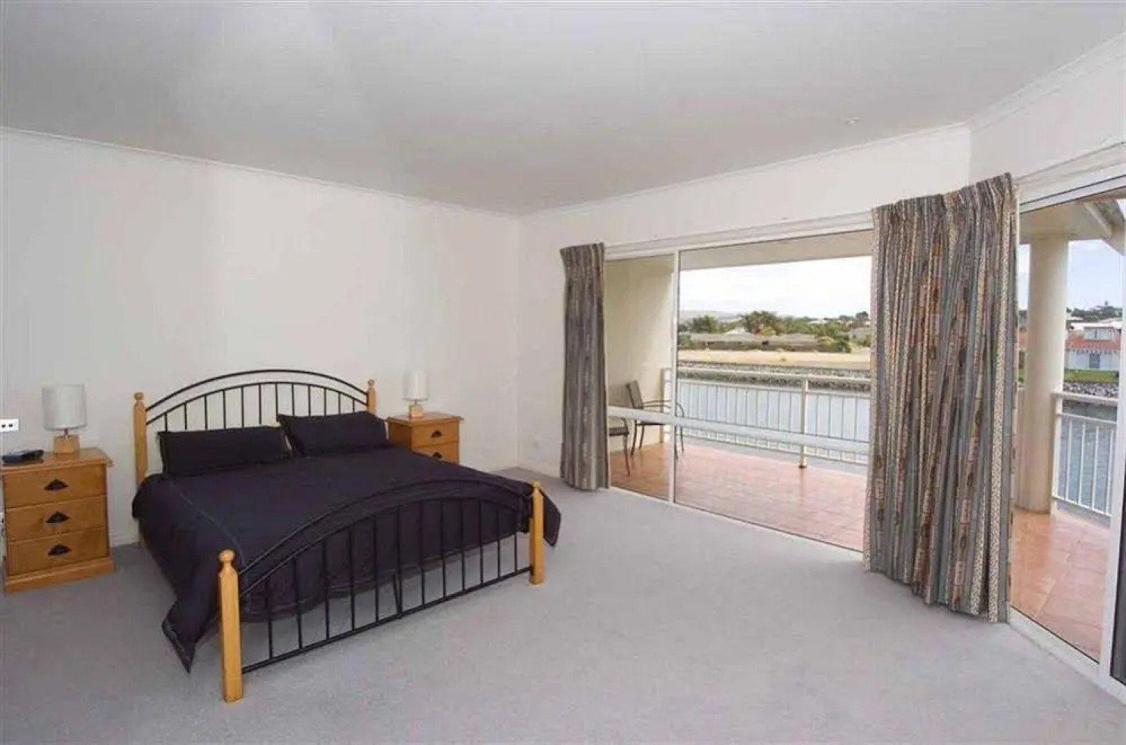 Anchorage Holiday Apartments