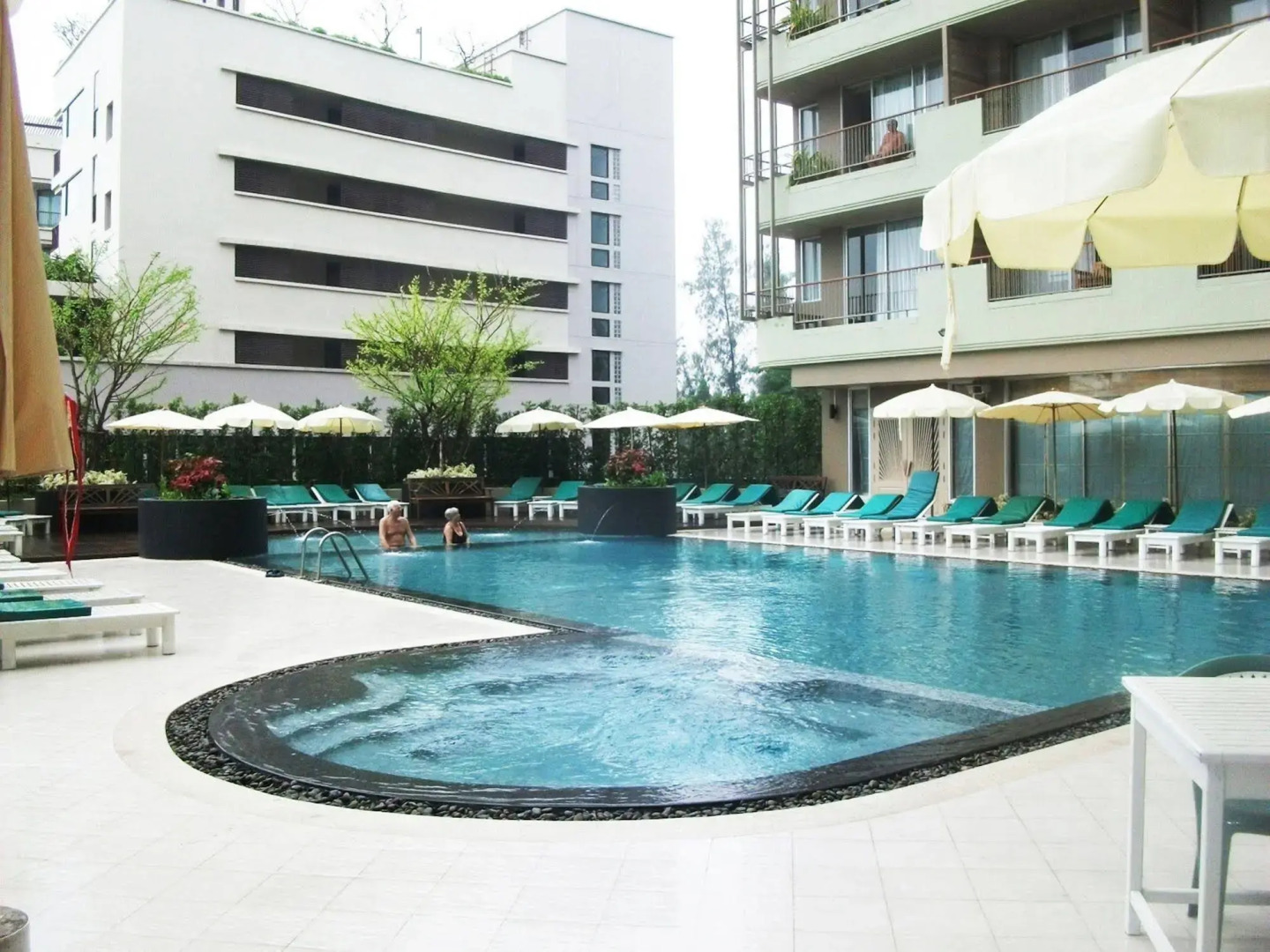 Long Beach Cha-Am Hotel