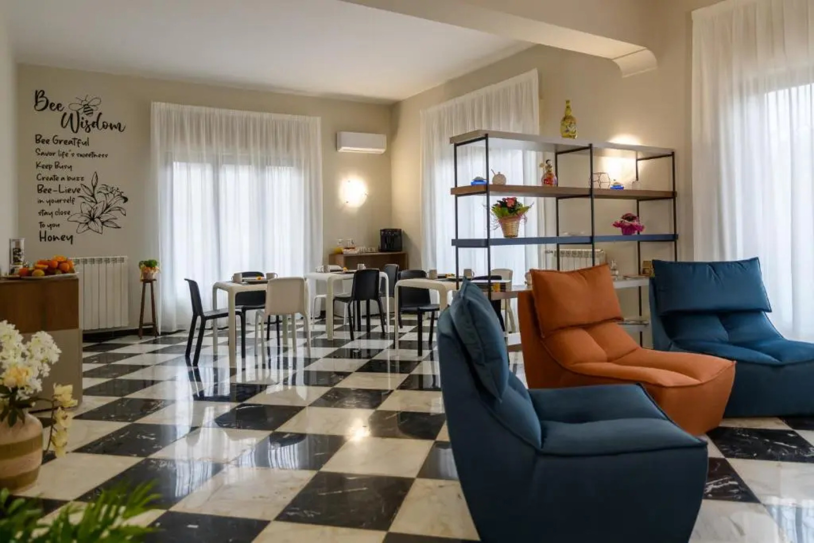 Bee Happy - Bed And Breakfast