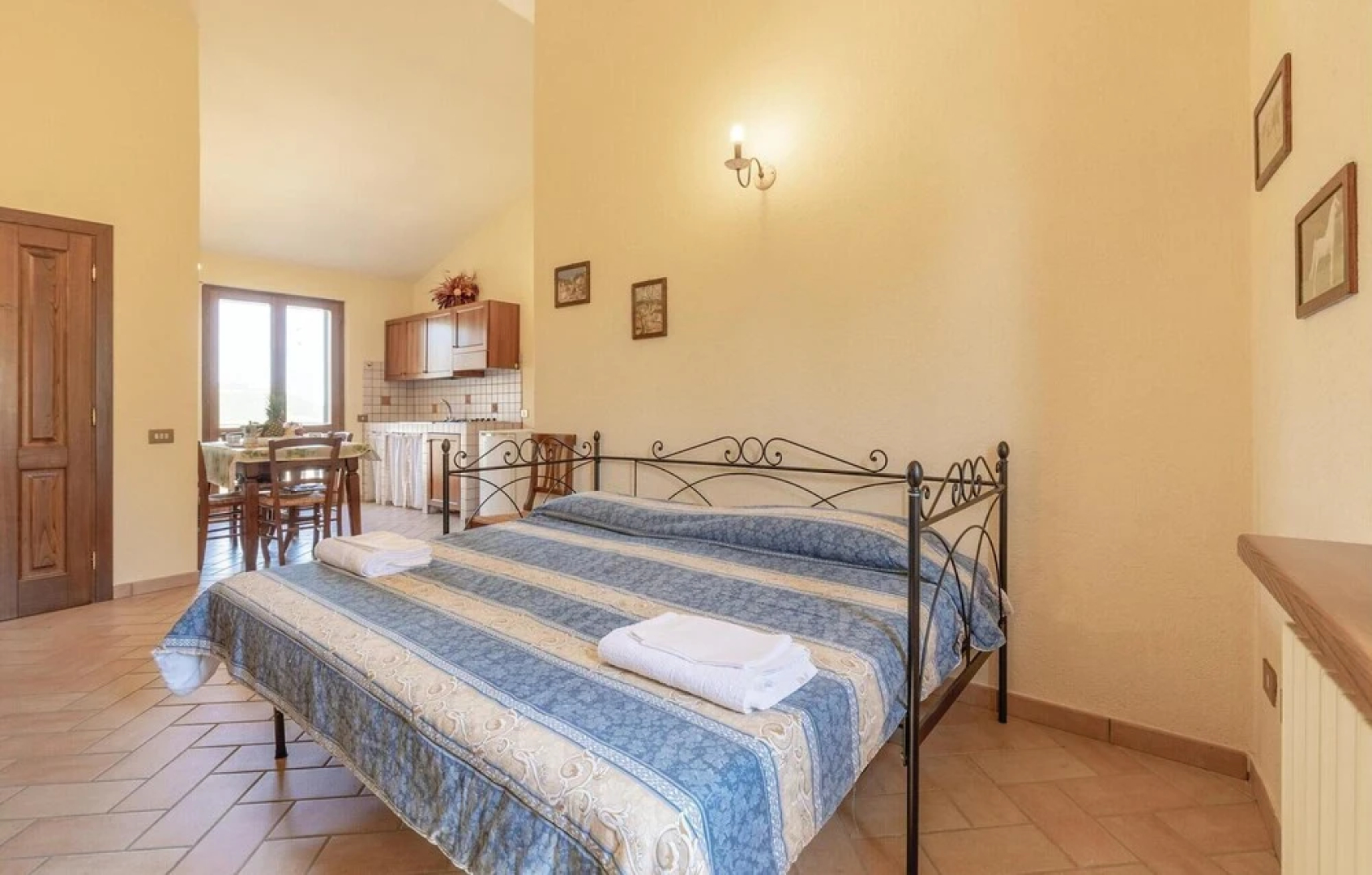 Stunning Apartment in Giano Dell'umbria PG With 1 Bedrooms, Wifi and Outdoor Swimming Pool