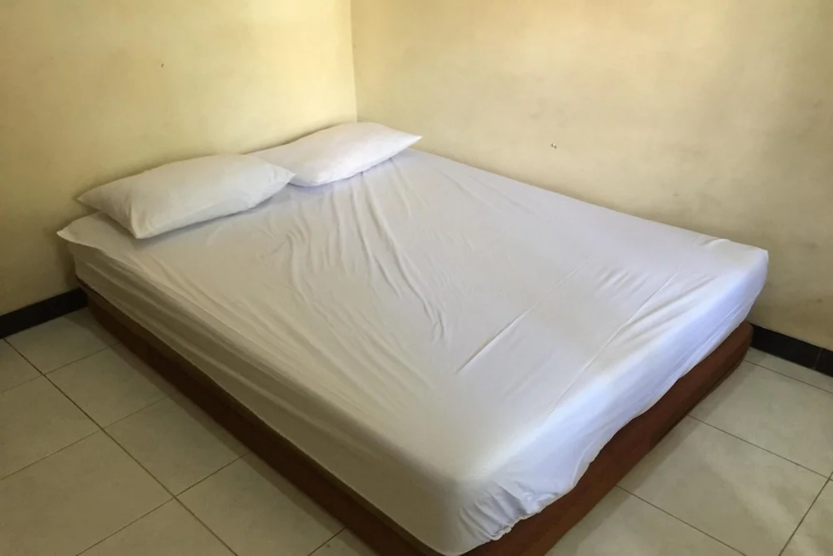 OYO Life 93525 Griya Wafira Trenggalek Syariah