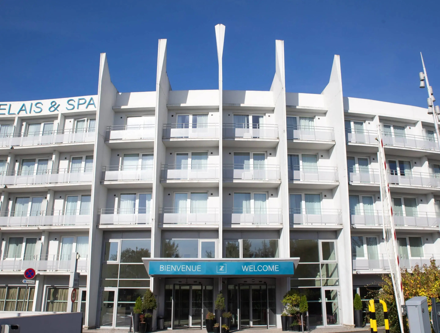 Отель Clarion Paris CDG Airport