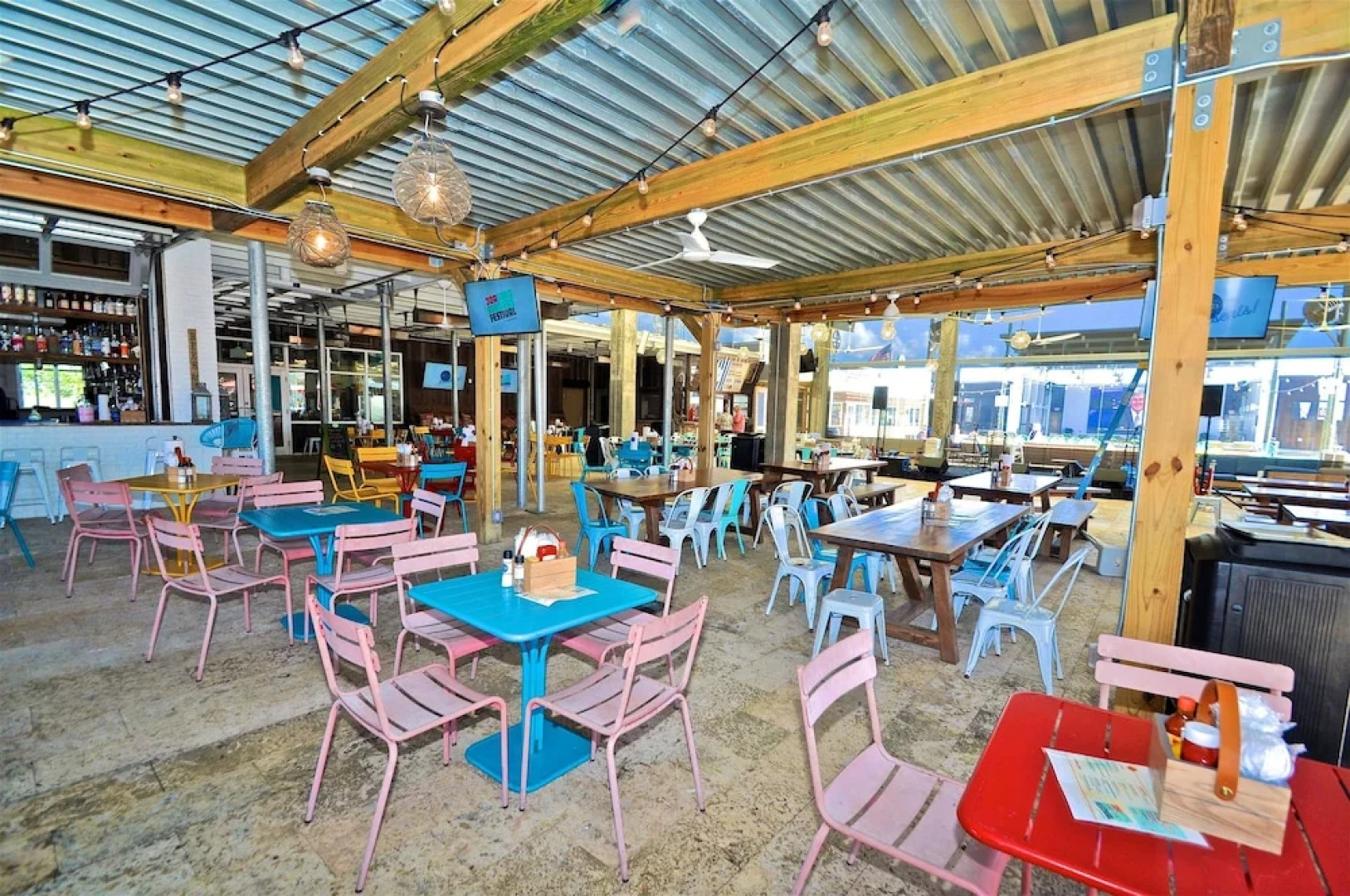 Time to Chill 3 Bedroom Condo By Coastal Dreamin