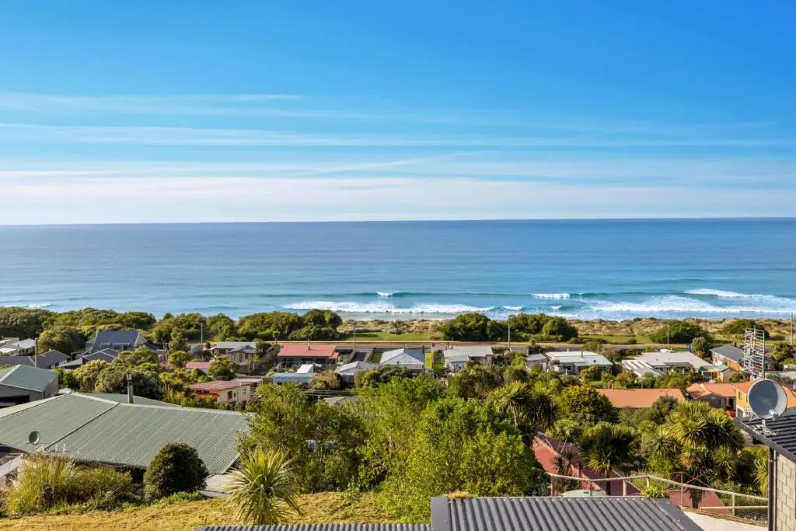 The Professor's Beach House - Brighton Holiday Home
