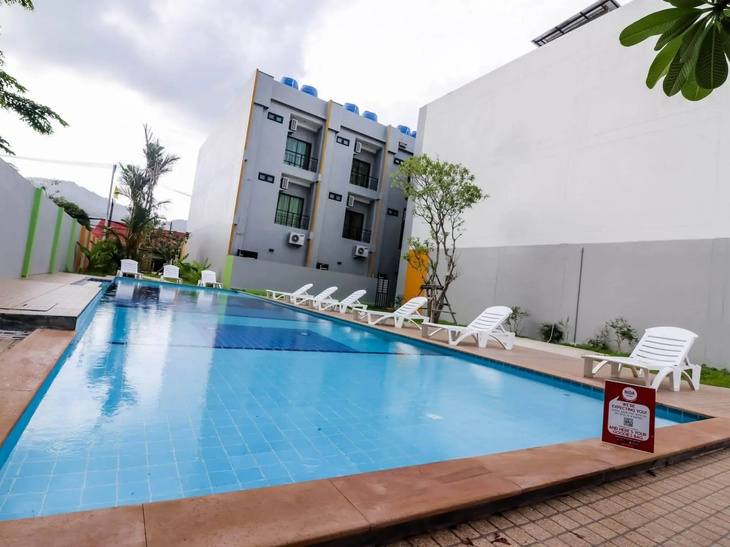 Nida Rooms Naya Rawai Ocean