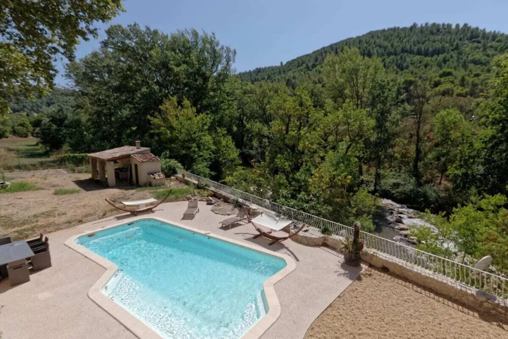 Mas du Moulin de Roquefavour