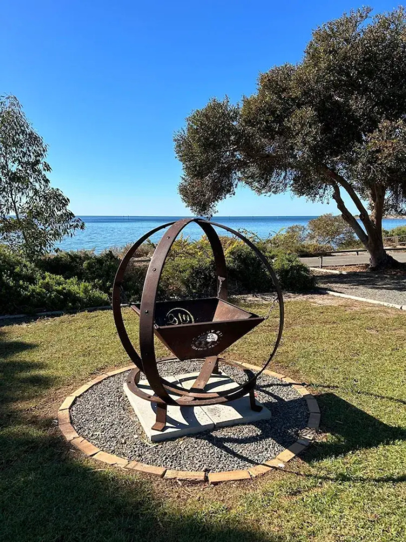 Tumbybay Caravan Park
