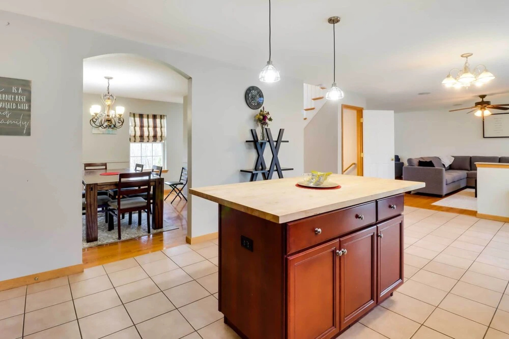 Deck, Game Room & Fire Pit: Poconos Retreat