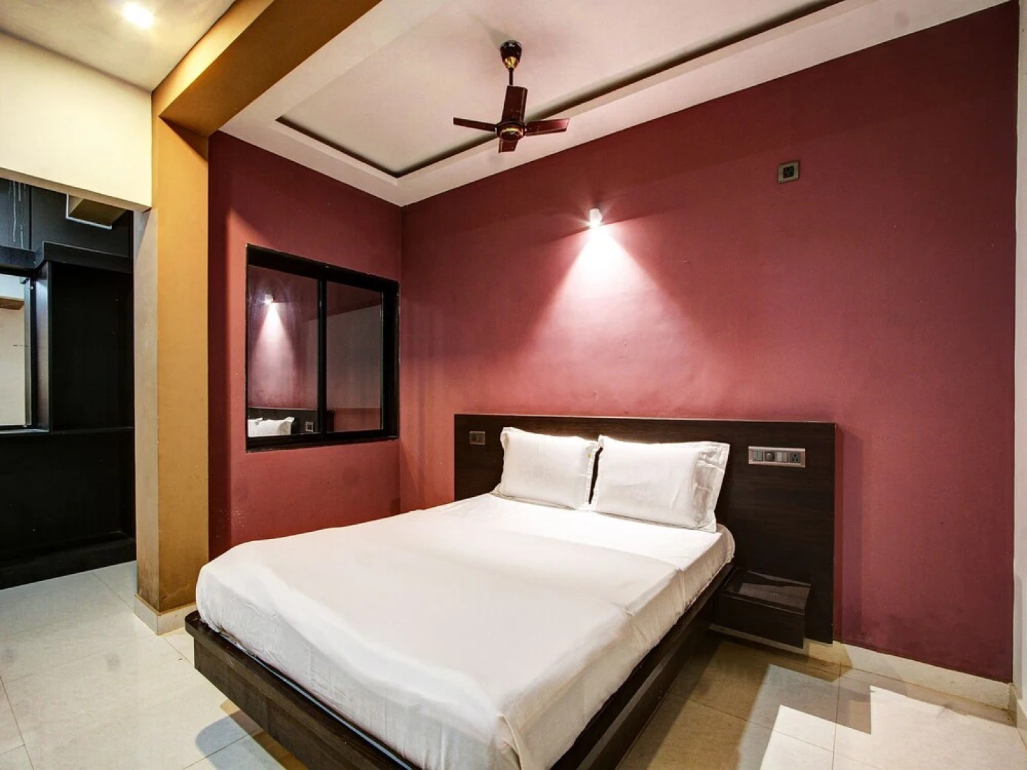 SPOT ON 37197 Mallya Residency