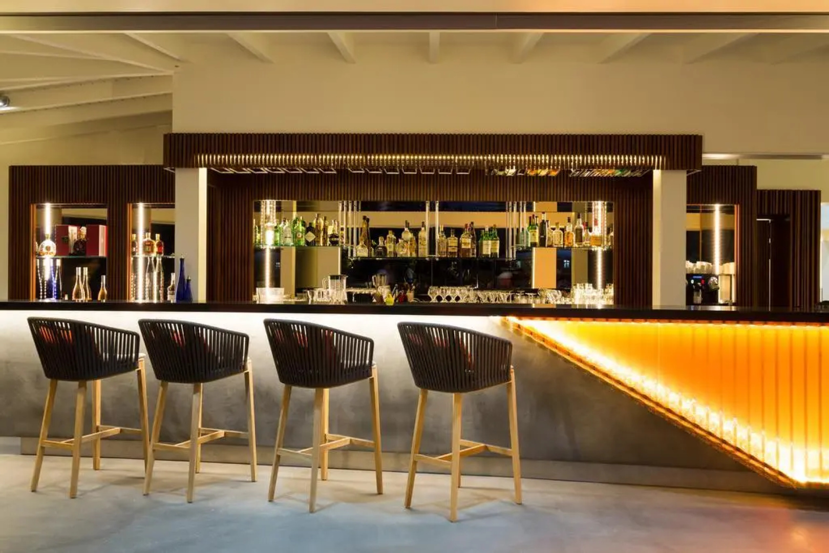 Christopher Hotel