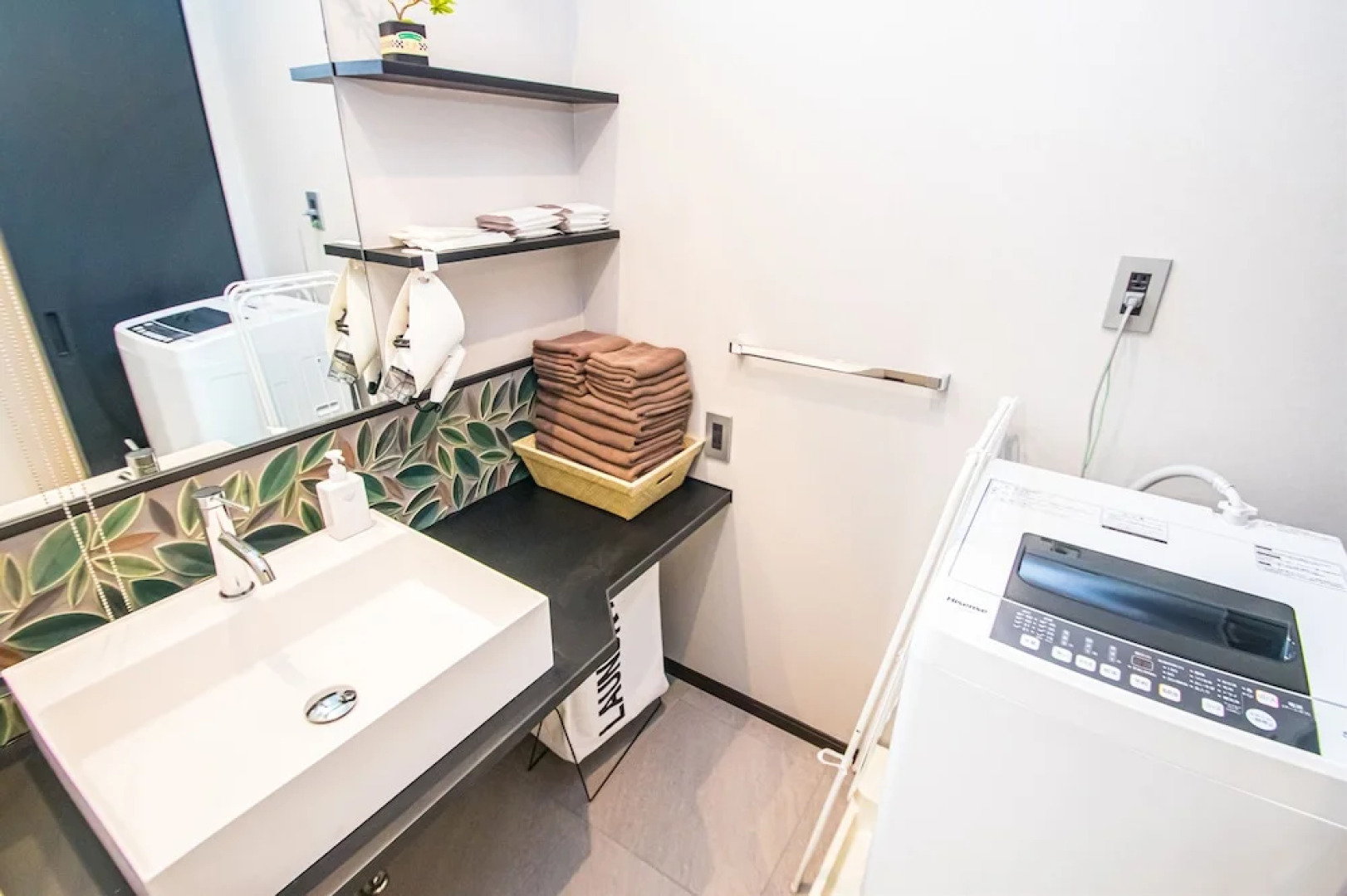 Family Cottage Yakuin Minami