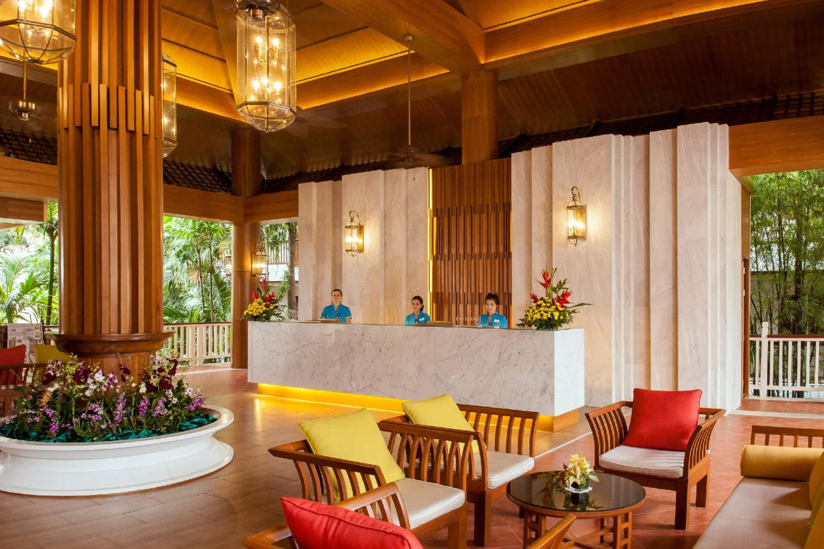 Thara Patong Beach Resort & Spa