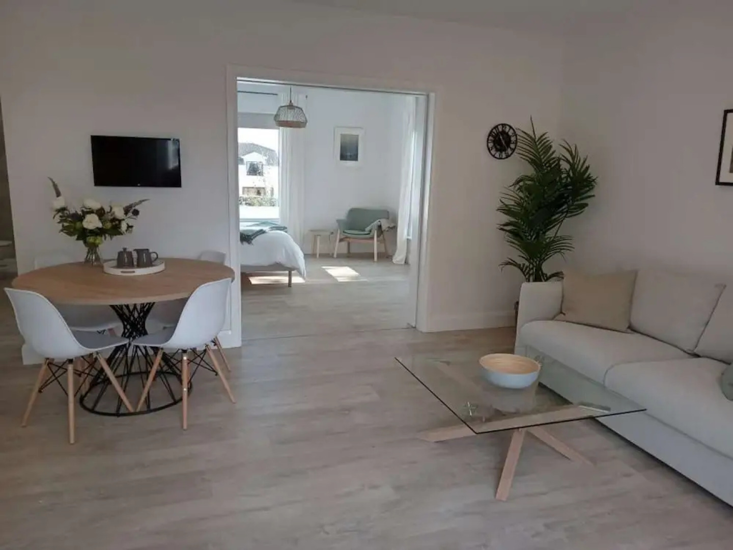 Coastal Apartment With sea Views