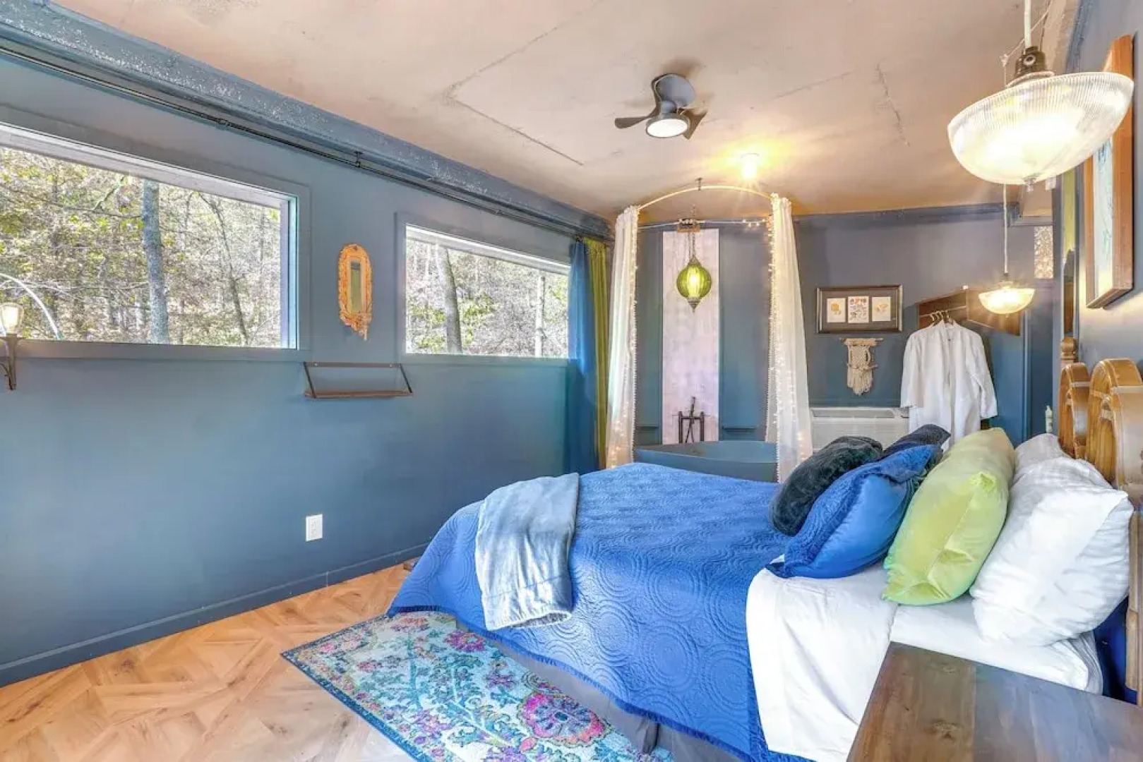 Grill & Rooftop Deck: Cozy Hideaway in Garfield