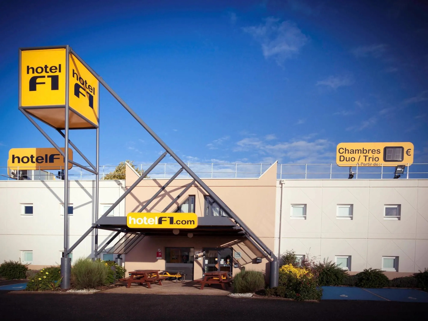 hotelF1 Avignon Centre Courtine Gare TGV