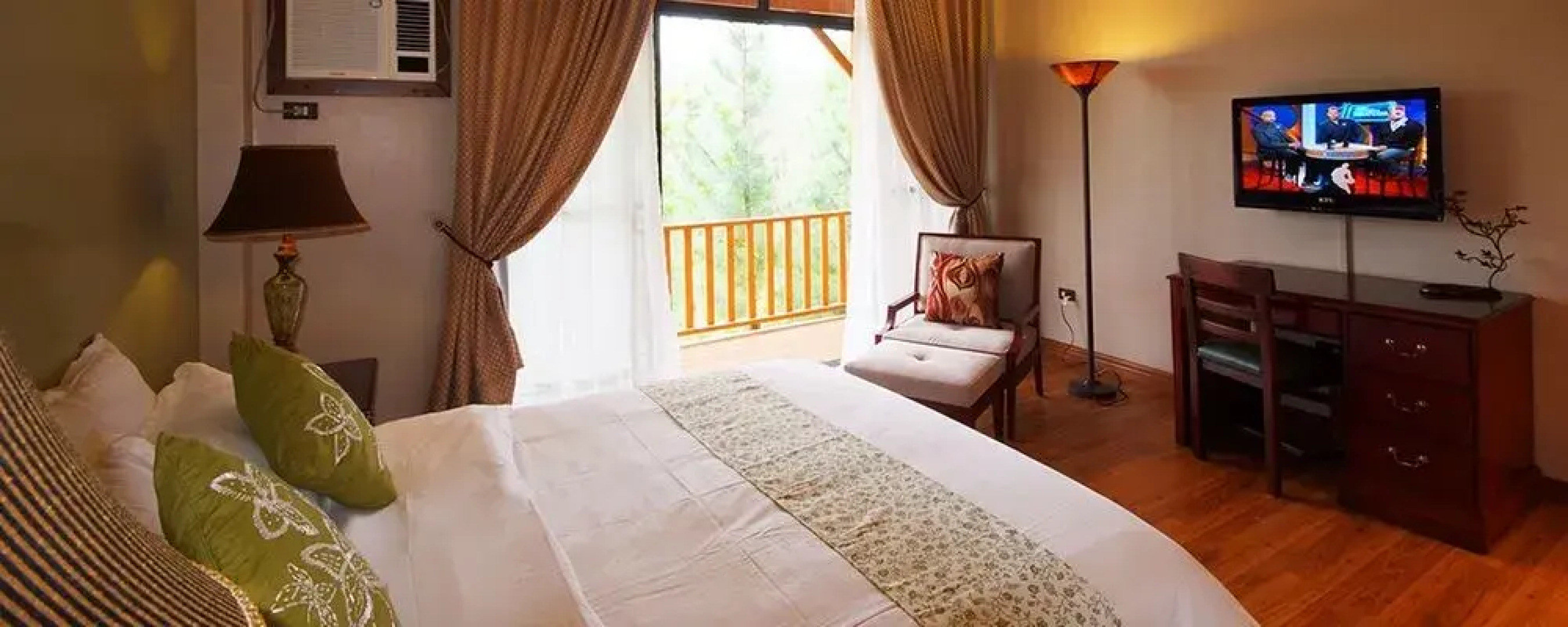 Pinegrove Mountain Lodge