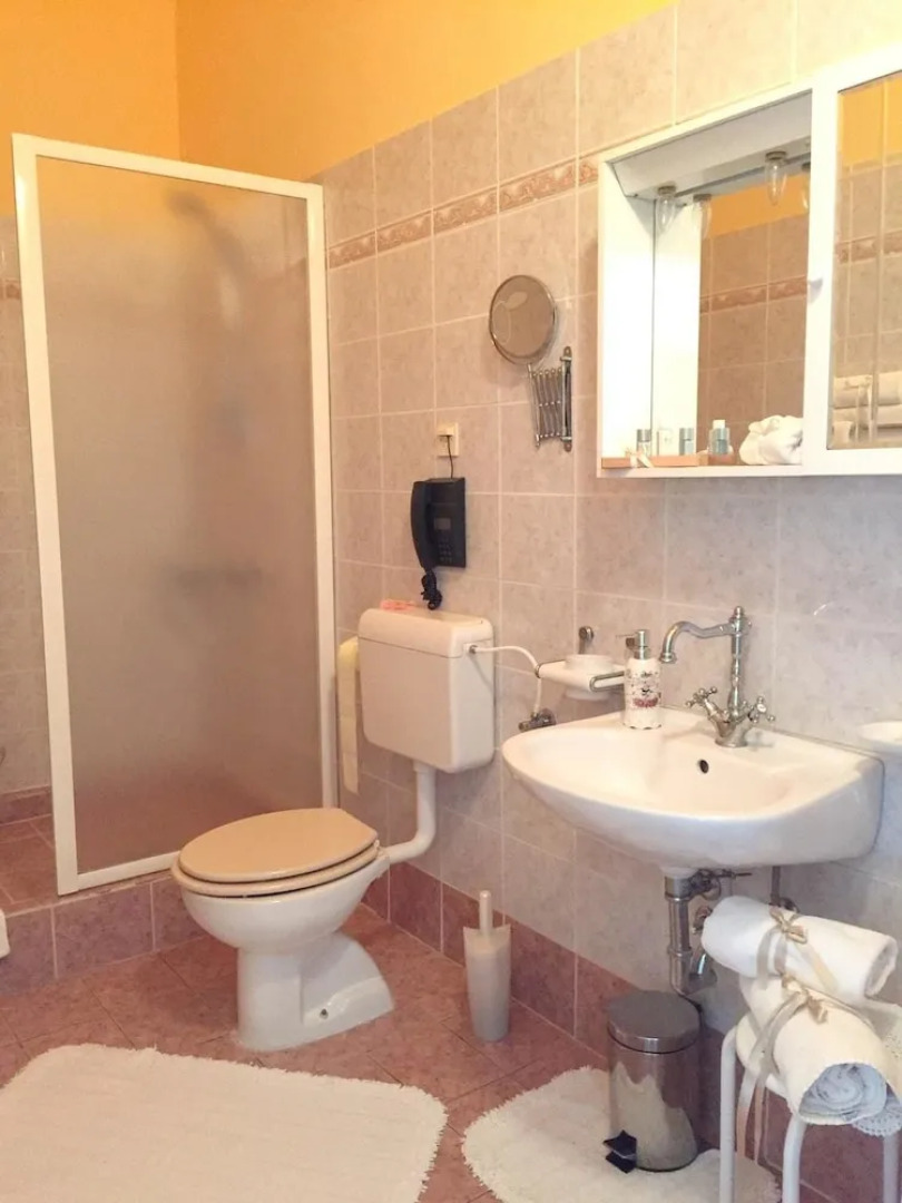 House With one Bedroom in Valentinovo, With Enclosed Garden and Wifi -