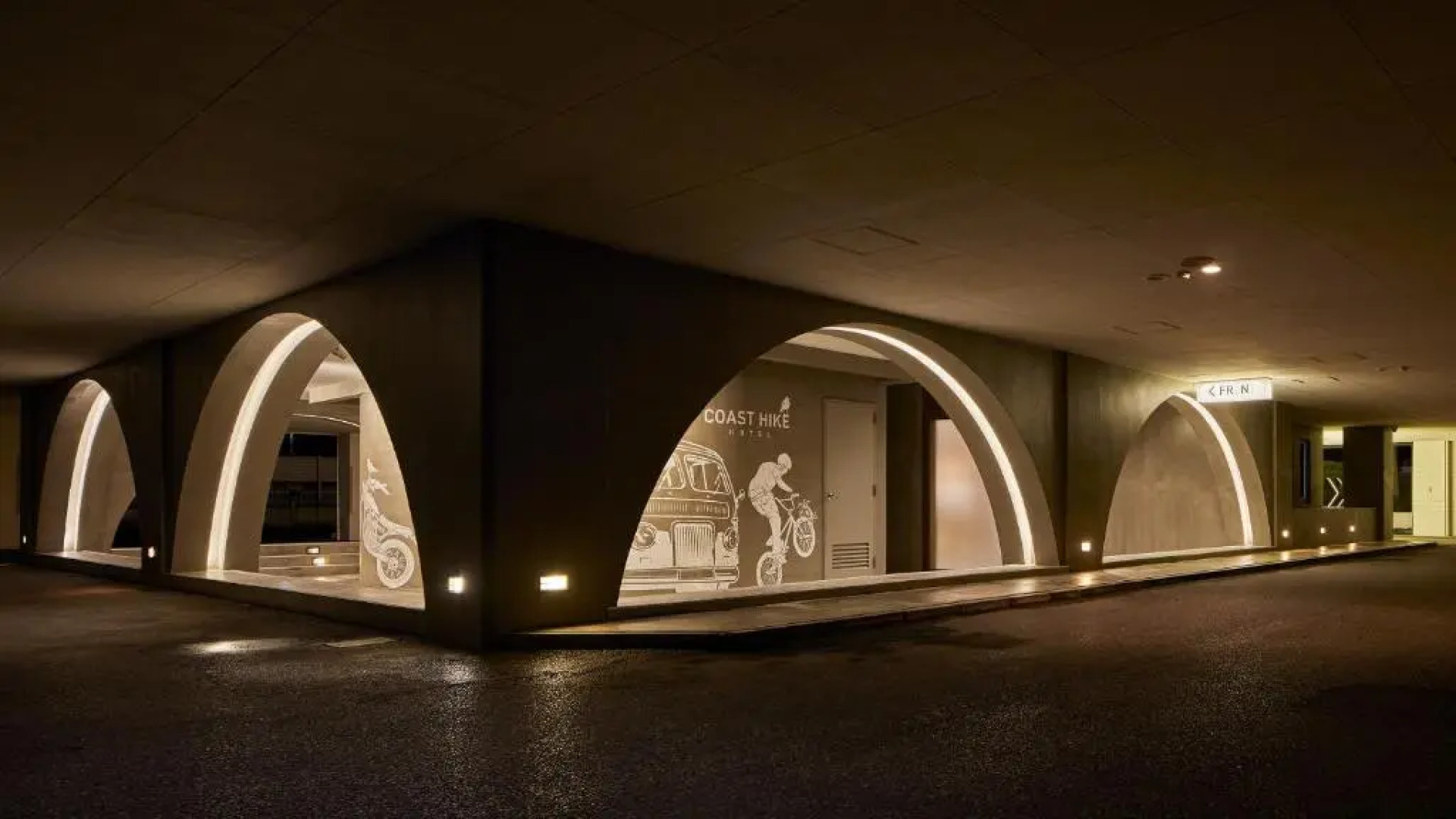 COAST HIKE HOTEL - Adults Only