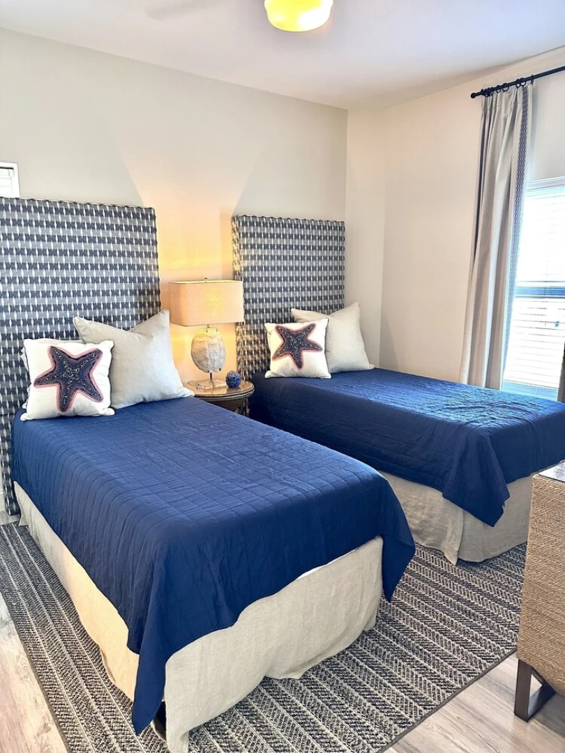 Sea Salt Villa 3 Bedroom Condo by RedAwning