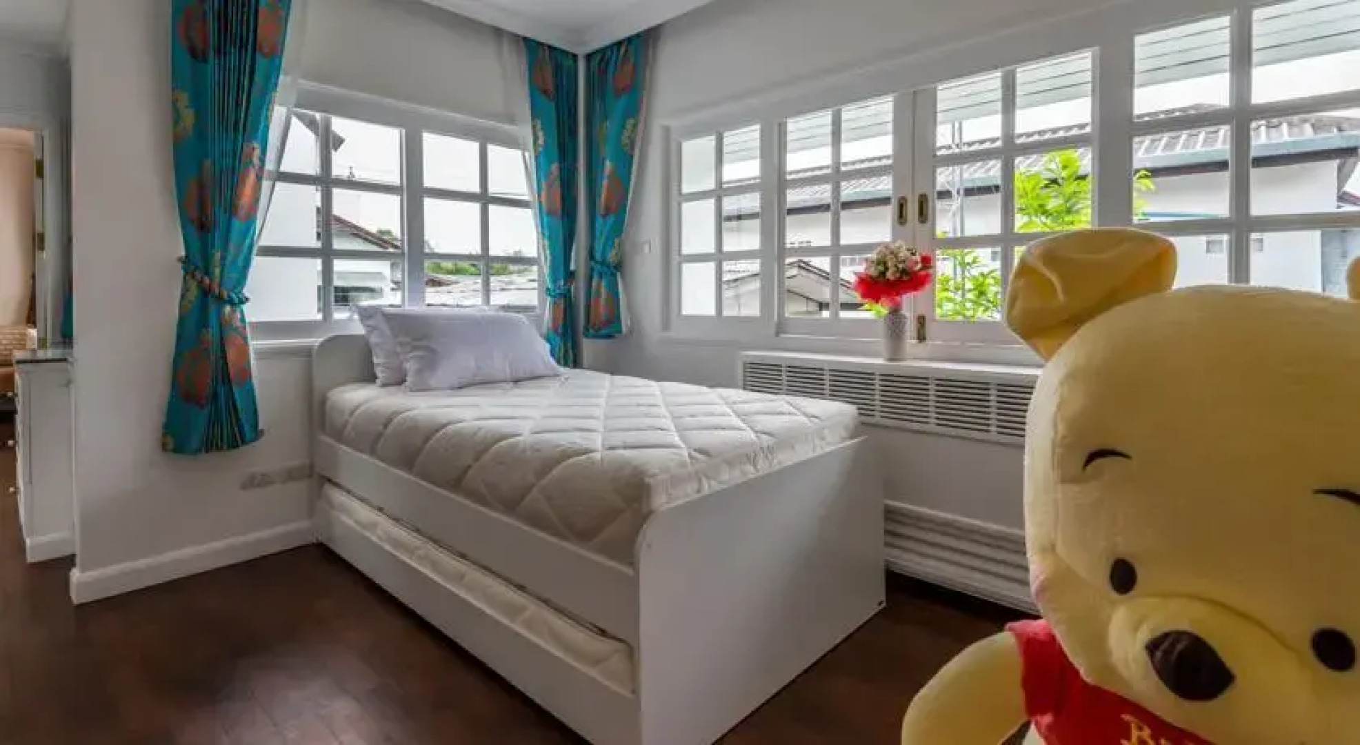 Chiangmai Singharat Road Villa