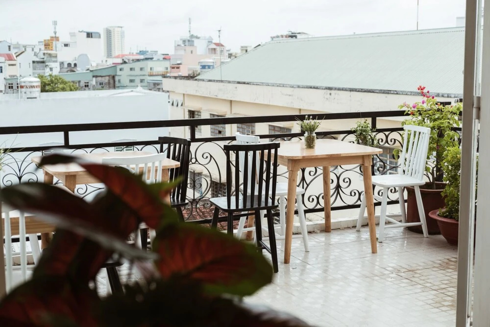 White Hotel - Hostel