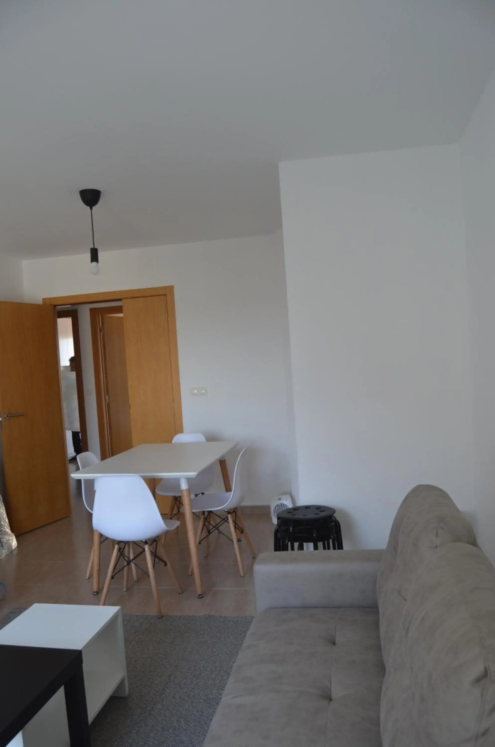 Precioso apartamento con garaje en Ares.