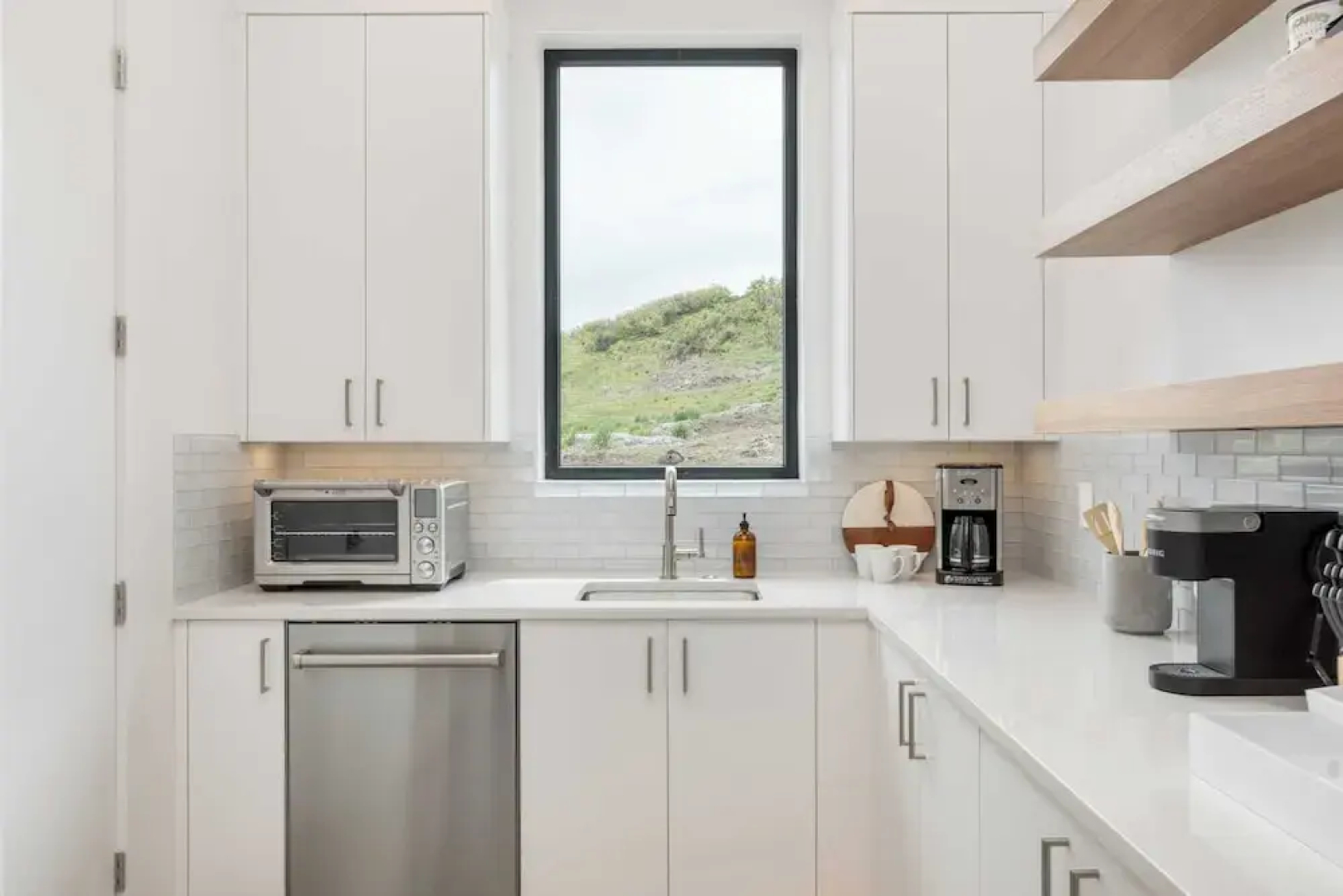 Mountain Lover by Avantstay Luxe Escape w/ Views Hot Tub, Gym, Movie Theater