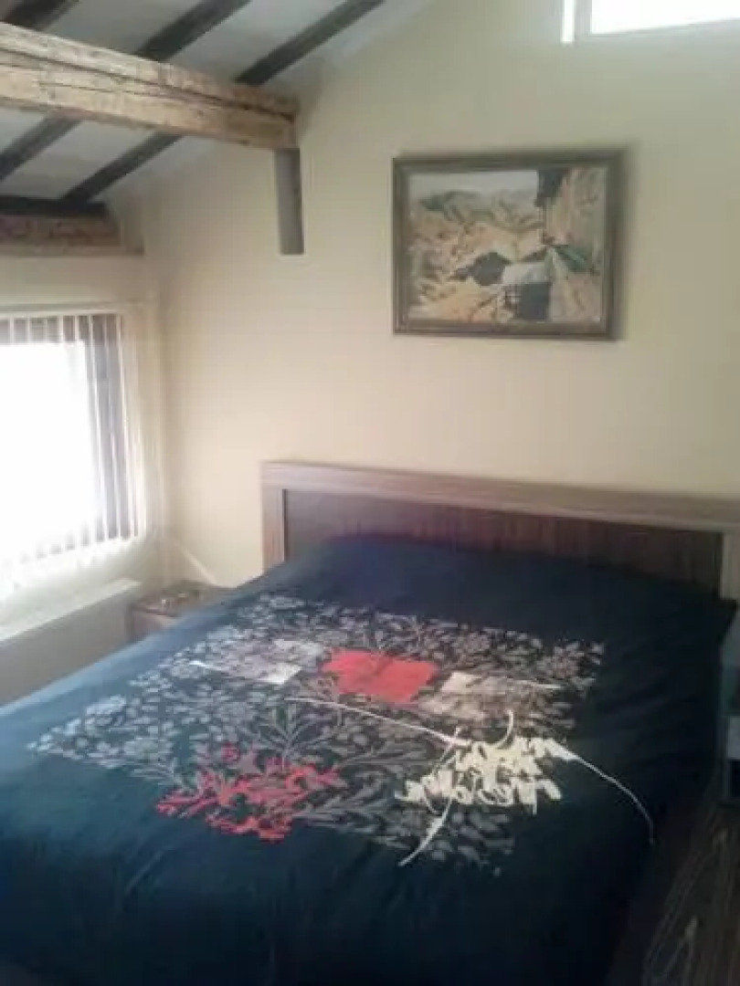 The White House With The White Fountain