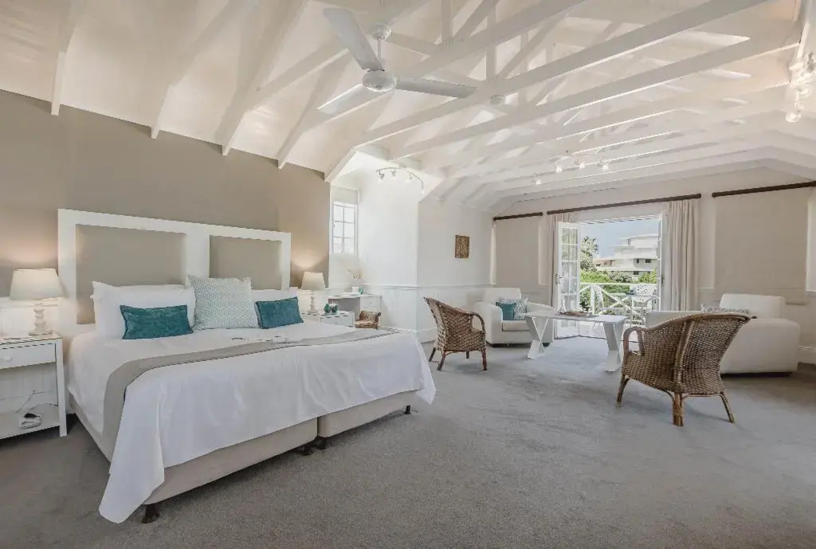 Robberg Beach Lodge - Lion Roars Hotels & Lodges