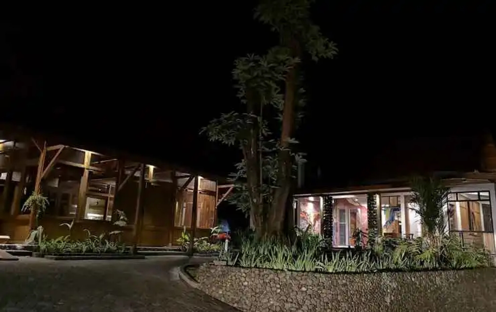 De Potrek Bromo Hotel & Restaurant