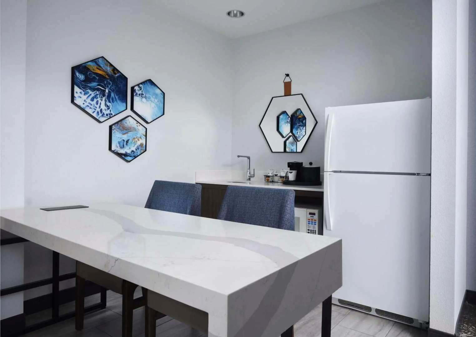 Hampton Inn & Suites Dallas-DFW ARPT W-SH 183 Hurst