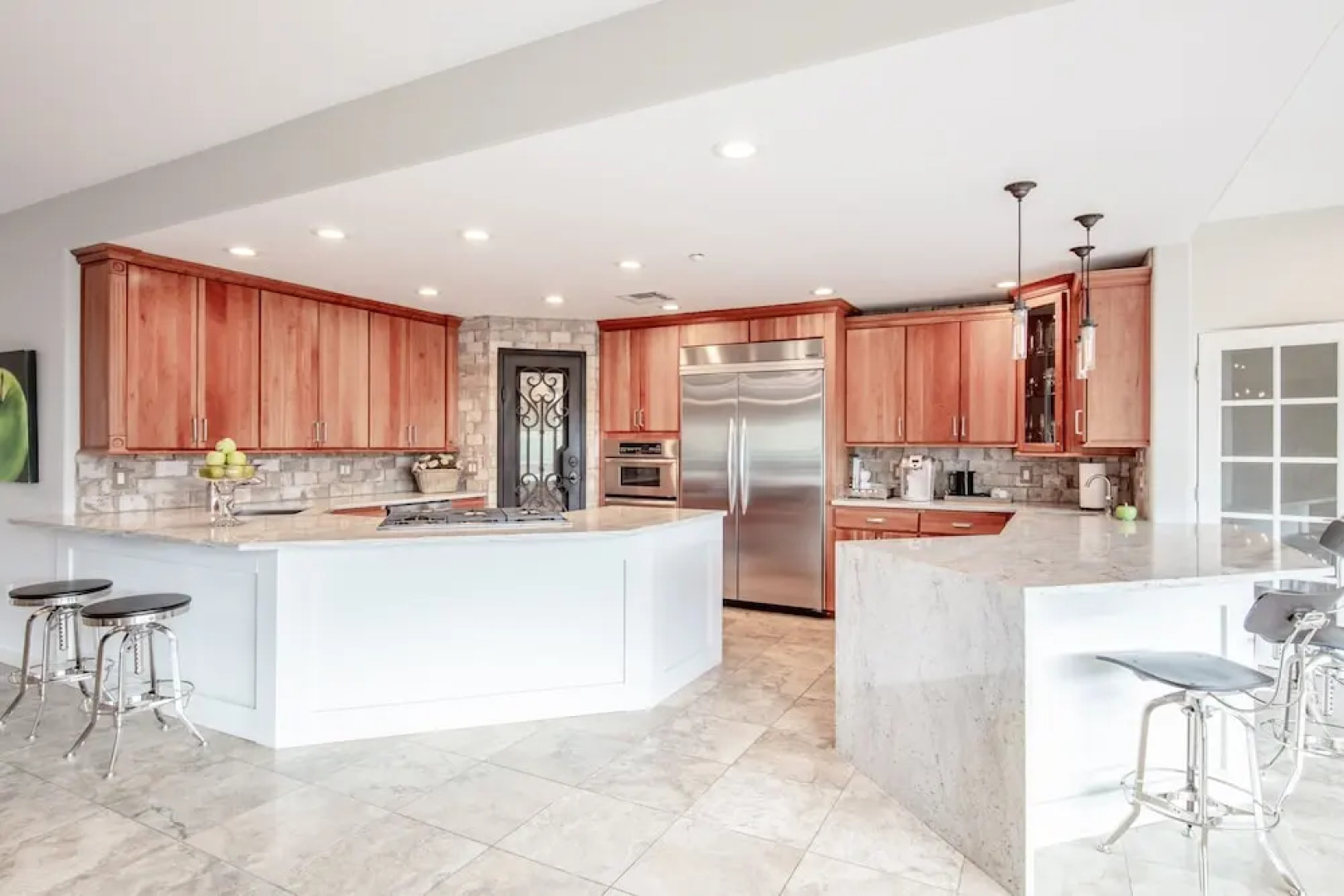 Extravagant Fountain Hills - 6 Br Home