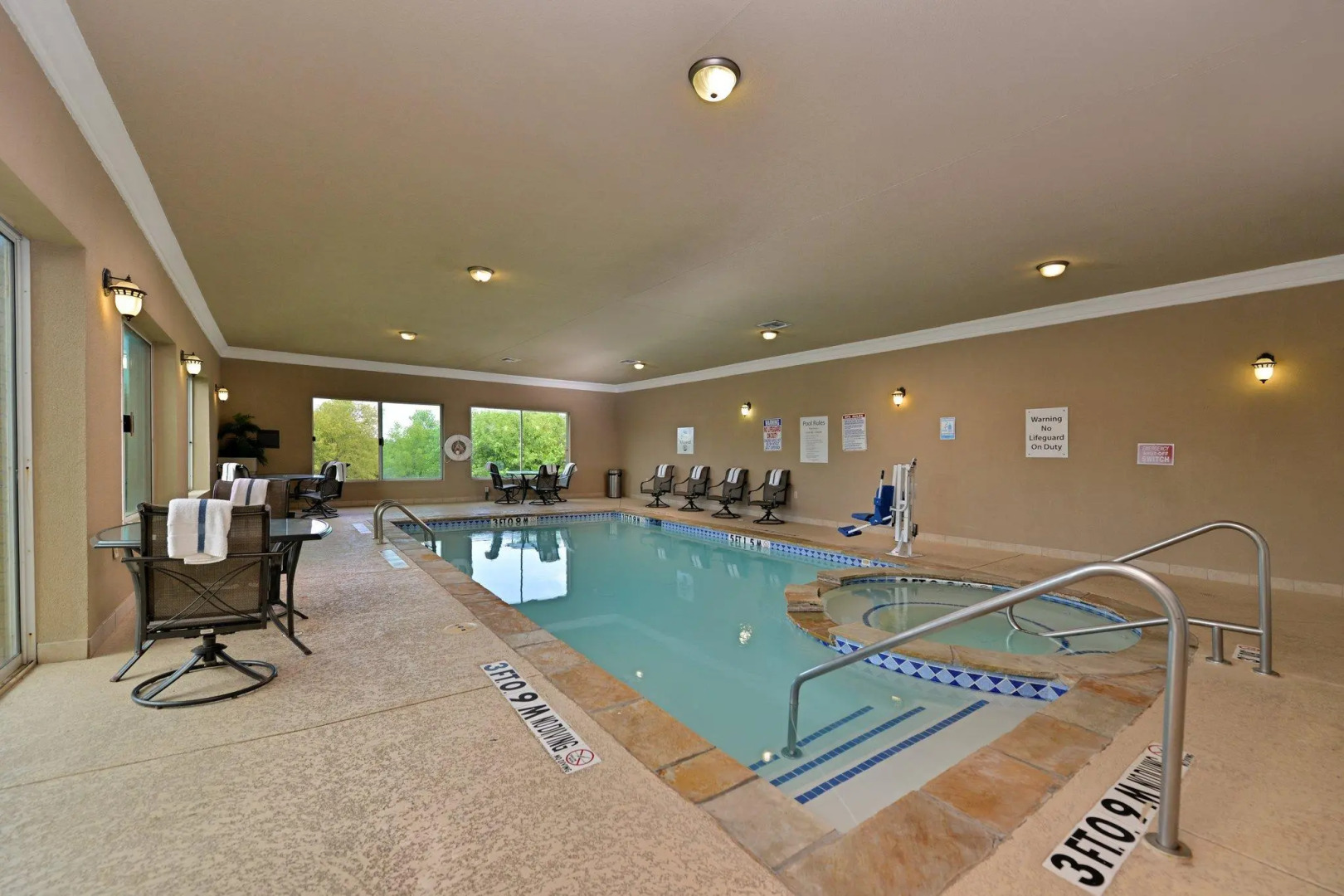 Holiday Inn Express Hotel & Suites Sherman Highway 75 by IHG