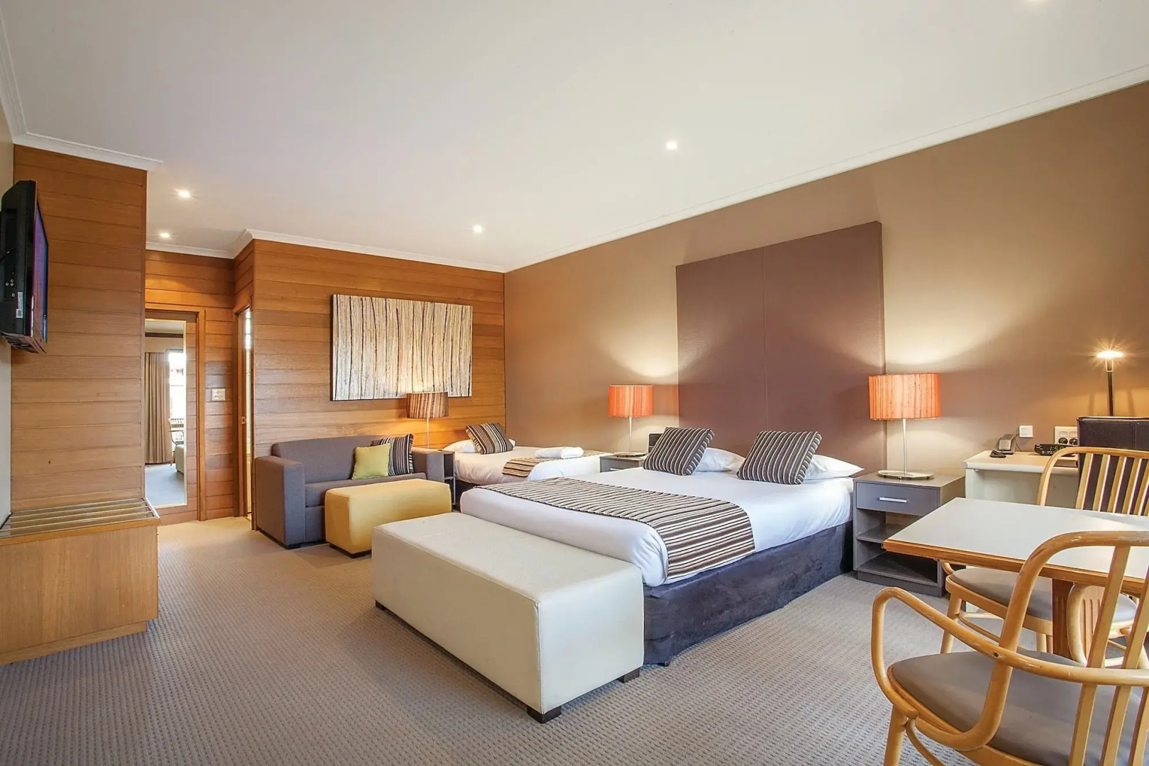 Sovereign Park Motor Inn