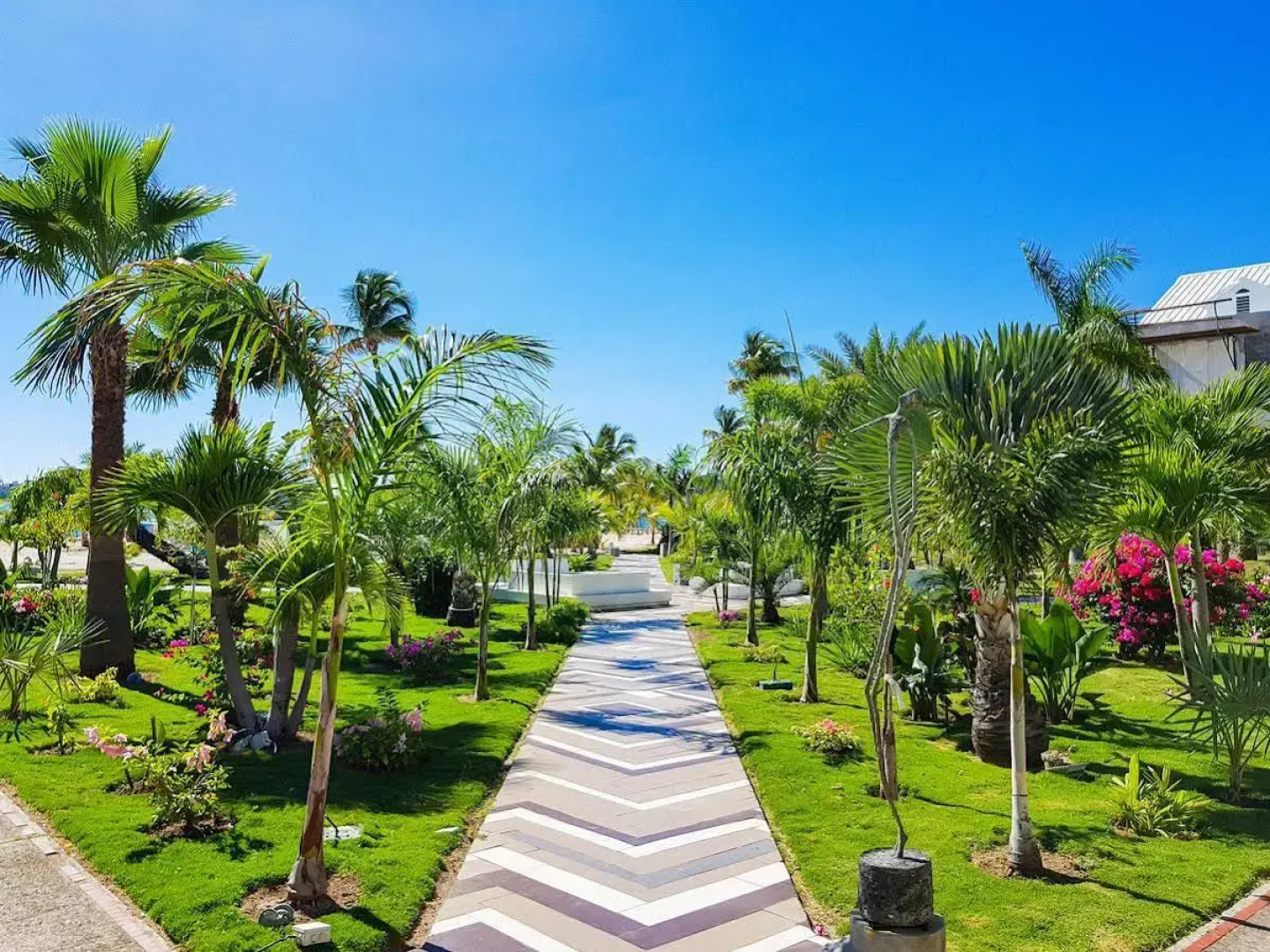 Hommage Hotel & Residences