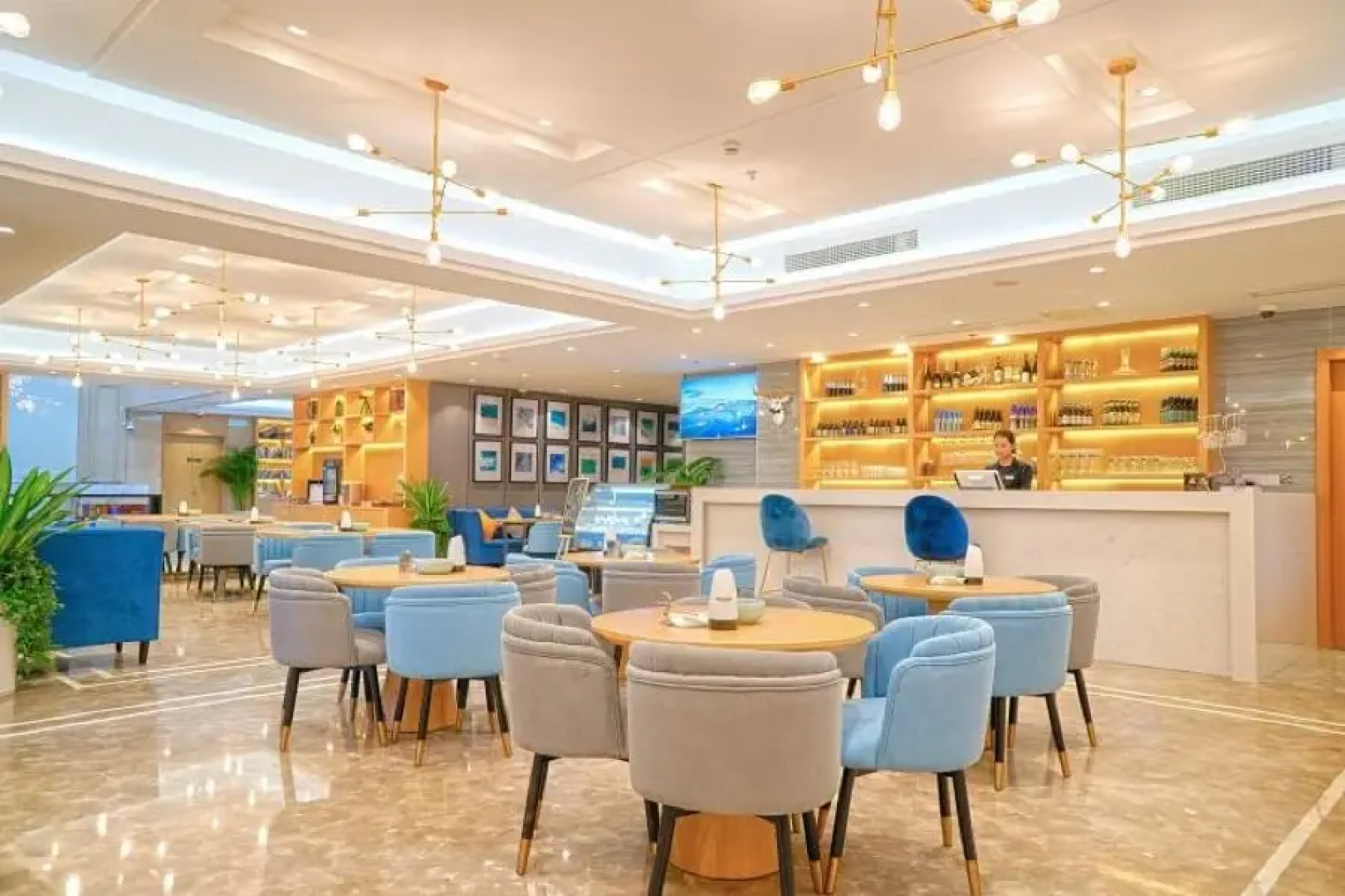 Kyriad Marvelous Hotel Shanghai Jiading Baolong Plaza Branch
