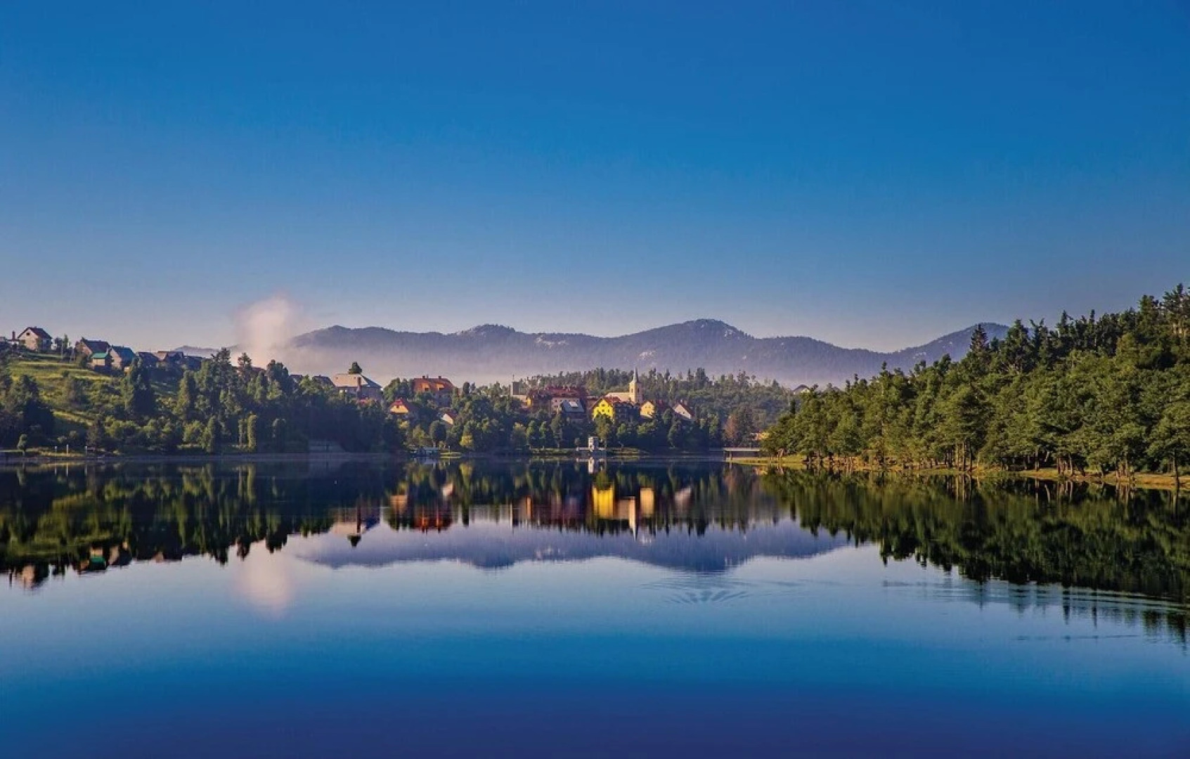 Nice Home in Fuzine With Wifi and 3 Bedrooms