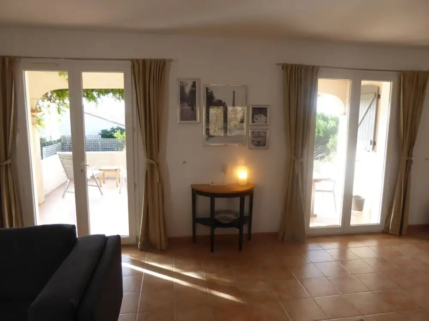 Cozy Villa in Caunes-Minervois with Swimming Pool