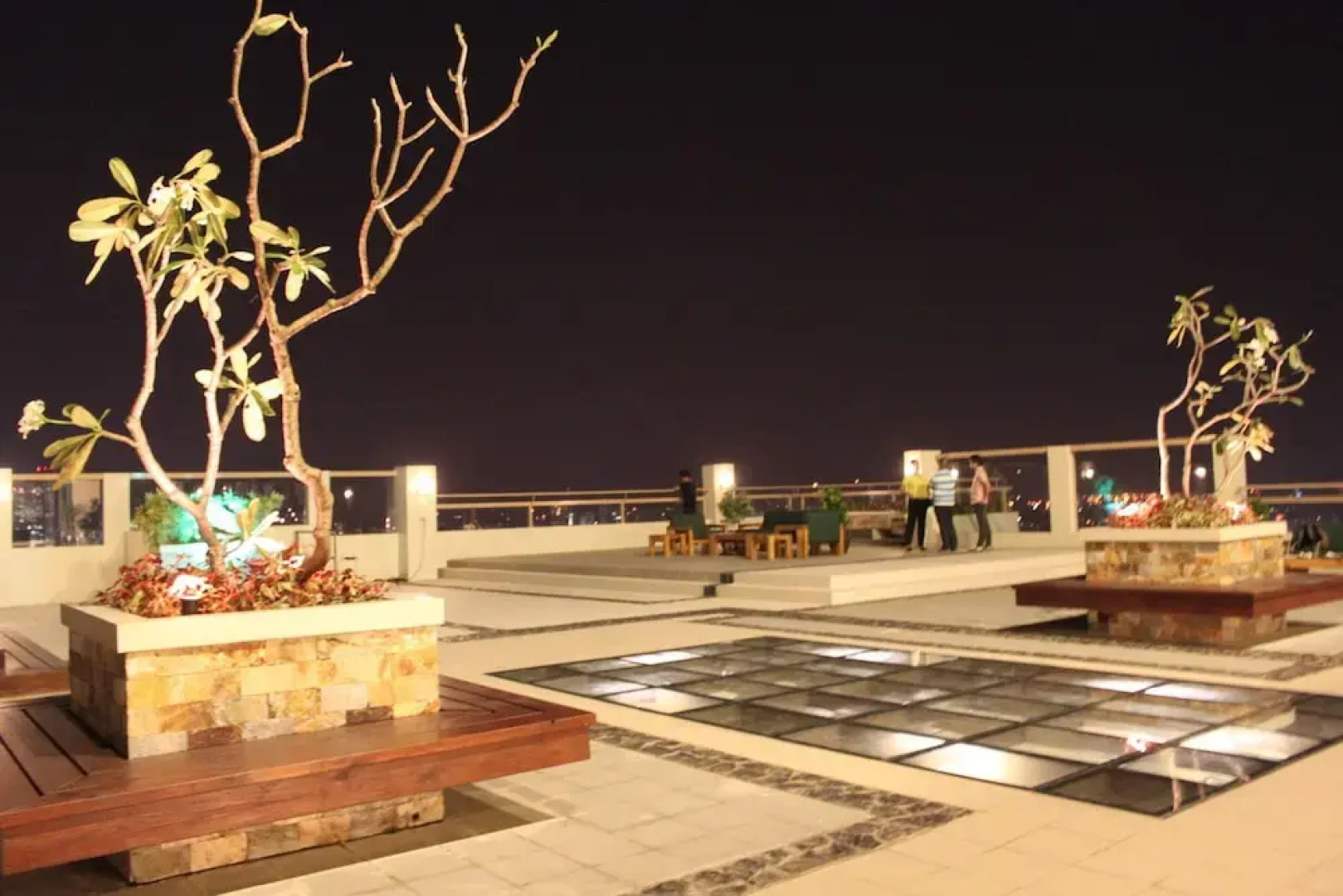 Home Edge Accommodations at Tivoli Garden Residences