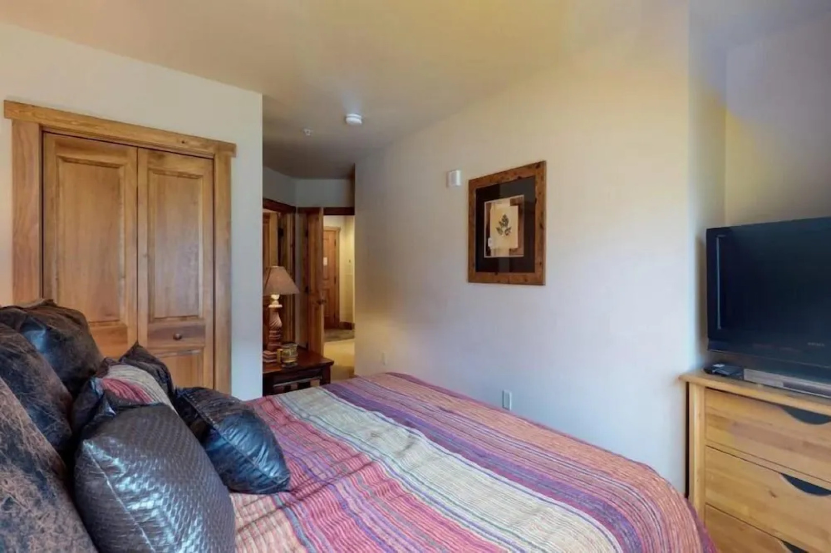 Red Hawk Lodge 2 Bedroom Condo in River Run Village